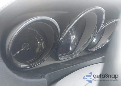 2010 Lincoln Mkt z USA, uszkodzony, nr VIN 2LMHJ5AR3ABJ10695